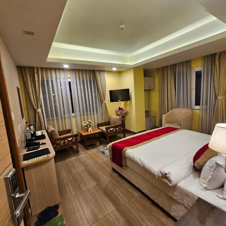 Hotel Krishna カトマンズ エクステリア 写真